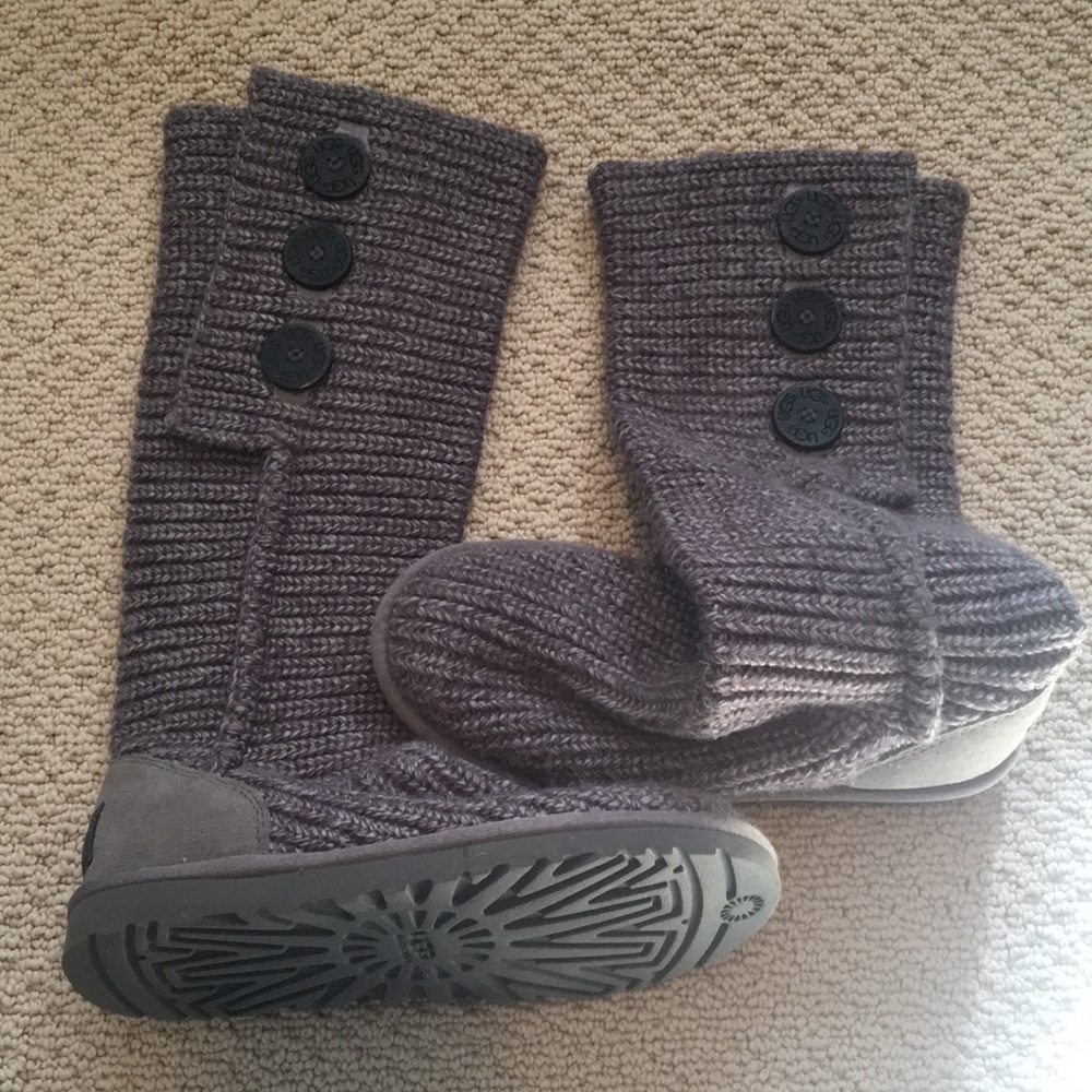 UGG classic cardy boot